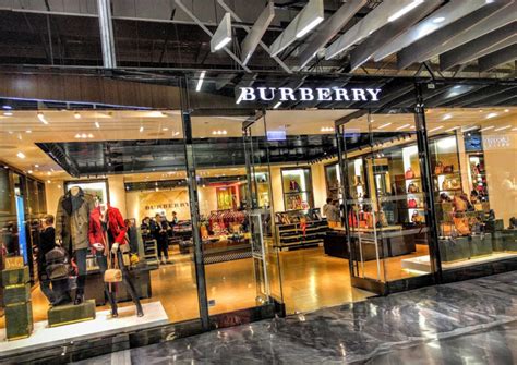 Burberry outlet homebush